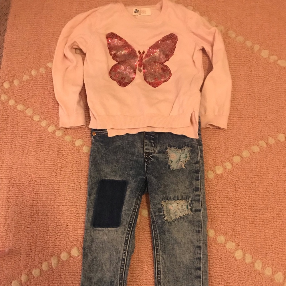 H & M outfit fits like 2-3t